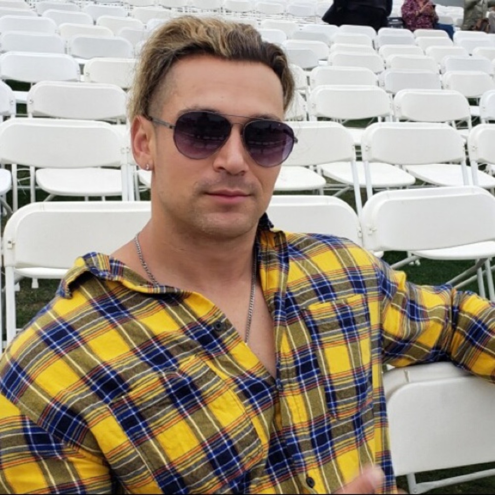 Meet your Posher, Anthony